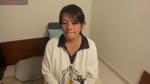 Snapshot of nuit_rose chatting on January 8, 2025, 1:32 am nuit_rose online show from January 8, 2025, 1:32 am