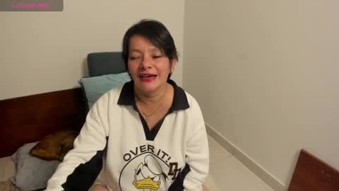 Snapshot of nuit_rose chatting on January 8, 2025, 4:34 am nuit_rose online show from January 8, 2025, 4:34 am