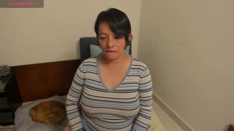 Snapshot of nuit_rose chatting on January 22, 2025, 4:55 am nuit_rose online show from January 22, 2025, 4:55 am