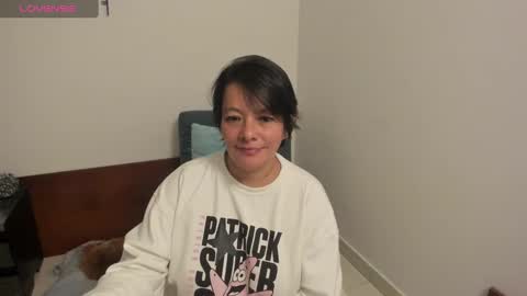 Snapshot of nuit_rose chatting on January 24, 2025, 2:39 am nuit_rose online show from January 24, 2025, 2:39 am