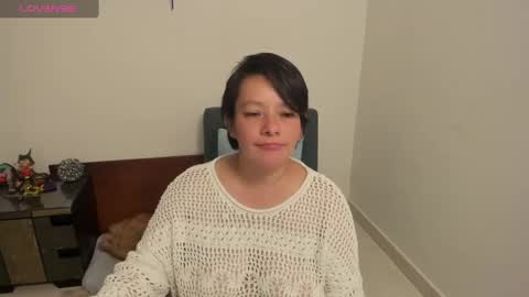 Snapshot of nuit_rose chatting on January 26, 2025, 4:30 am nuit_rose online show from January 26, 2025, 4:30 am