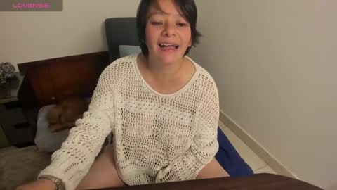 Snapshot of nuit_rose chatting on February 4, 2025, 7:51 am nuit_rose online show from February 4, 2025, 7:51 am