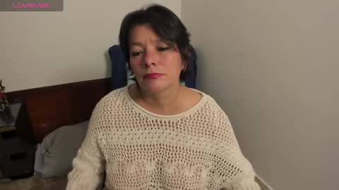 Snapshot of nuit_rose chatting on February 25, 2025, 1:41 am nuit_rose online show from February 25, 2025, 1:41 am