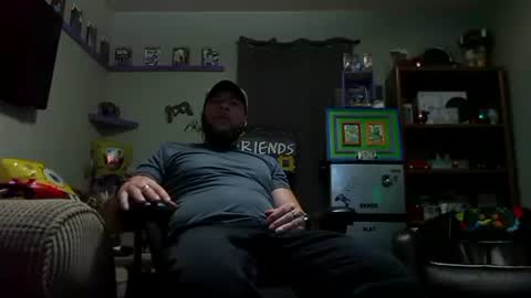 Awwwww Hey Sweetie Pies. Welcome To The Sweetie Pie Lounge. Enjoy The Dad-Cast. SweetCorny Fun-loving Dad Talk. online show from October 11, 2025, 3:28 am