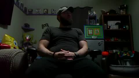 Awwwww Hey Sweetie Pies. Welcome To The Sweetie Pie Lounge. Enjoy The Dad-Cast. SweetCorny Fun-loving Dad Talk. online show from November 6, 2025, 3:18 am