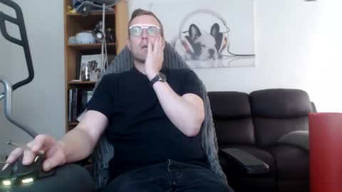 Snapshot of nursefan chatting on October 29, 2025, 10:06 am nursefan online show from October 29, 2025, 10:06 am