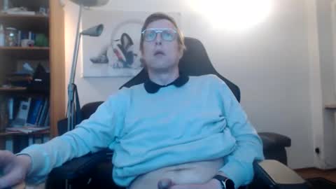 nursefan online show from February 11, 2026, 7:08 pm