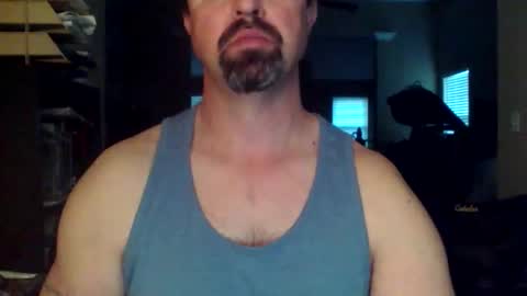 nvrenuff1979 online show from February 10, 2026, 12:31 pm