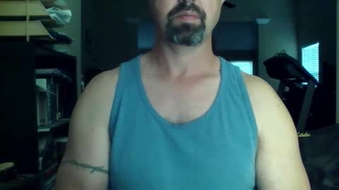 nvrenuff1979 online show from March 22, 2026, 12:41 pm