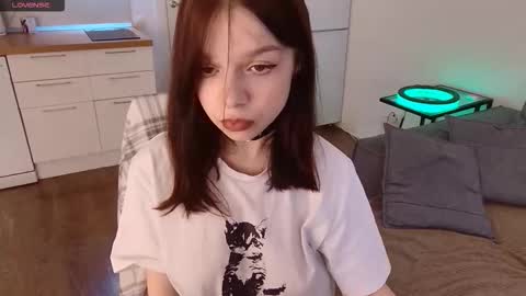 nya_babe online show from October 26, 2025, 4:24 pm