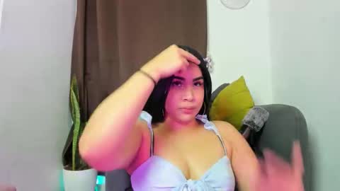 Nia online show from May 15, 2026, 4:08 am