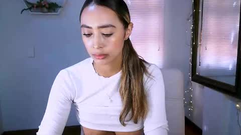 Snapshot of nycole_1988 chatting on September 26, 2025, 2:43 pm Nycole online show from September 26, 2025, 2:43 pm