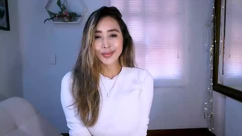 Snapshot of nycole_1988 chatting on October 7, 2025, 4:26 pm Nycole online show from October 7, 2025, 4:26 pm