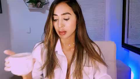 Snapshot of nycole_1988 chatting on March 23, 2026, 1:31 am Nycole online show from March 23, 2026, 1:31 am