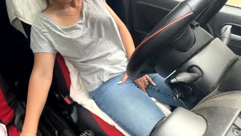 Snapshot of nyconik chatting on September 17, 2025, 12:40 pm Nicol online show from September 17, 2025, 12:40 pm