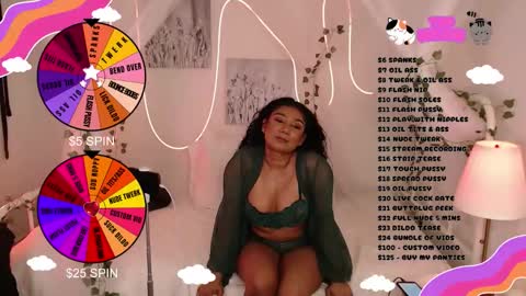 Snapshot of nylafox chatting on February 14, 2026, 3:47 am Thenylafox online show from February 14, 2026, 3:47 am