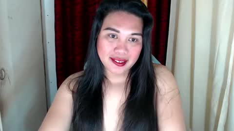 Snapshot of nylecummer chatting on January 5, 2025, 3:55 pm nylecummer online show from January 5, 2025, 3:55 pm