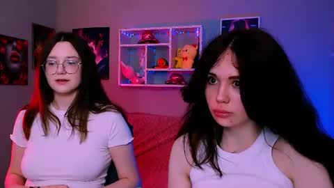 Snapshot of nymiraa chatting on June 9, 2026, 7:14 pm Mira online show from June 9, 2026, 7:14 pm