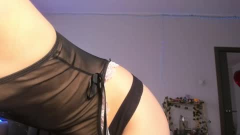 Nymph bliss online show from May 12, 2026, 4:20 am