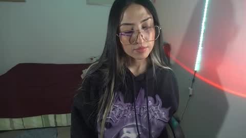 Snapshot of nymph_frida chatting on March 2, 2026, 7:26 am Frida online show from March 2, 2026, 7:26 am