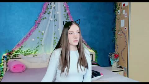 Snapshot of nymphalean chatting on January 12, 2025, 6:59 pm Kat online show from January 12, 2025, 6:59 pm
