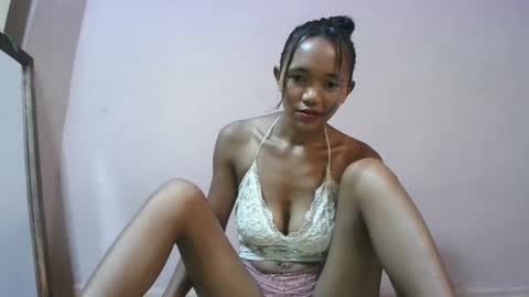 Snapshot of nympholinha chatting on February 26, 2025, 11:52 am nympholinha online show from February 26, 2025, 11:52 am