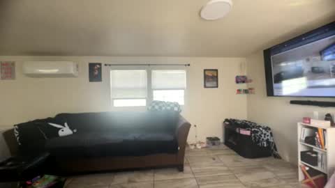 nymphomaticbaby online show from November 25, 2025, 6:41 pm