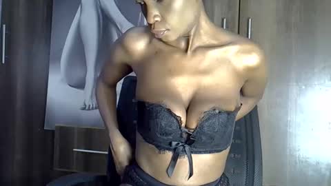 Snapshot of nyverra chatting on June 2, 2026, 6:48 am nyverra online show from June 2, 2026, 6:48 am