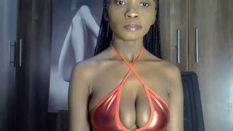 Snapshot of nyverra chatting on June 19, 2026, 7:01 am nyverra online show from June 19, 2026, 7:01 am