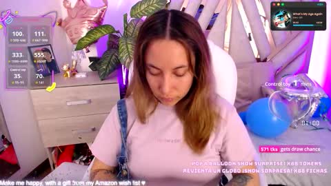 Alex   .    online show from October 14, 2025, 9:04 pm