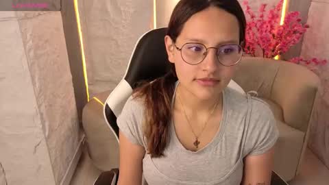 Online 800 to 1400 online show from September 27, 2025, 12:54 pm