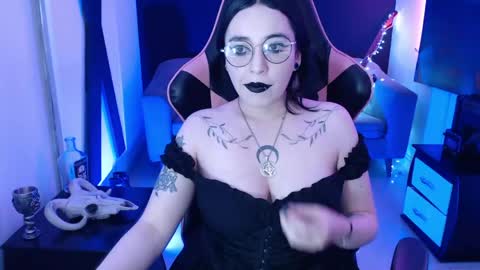 Snapshot of nyxnocturne chatting on June 4, 2026, 12:00 pm Nyx online show from June 4, 2026, 12:00 pm