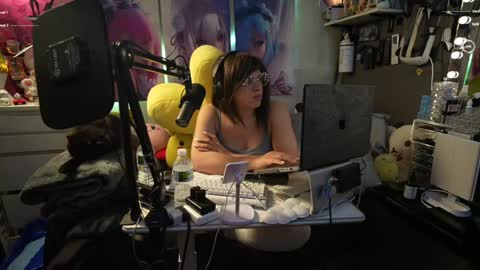 NyxRaven online show from December 17, 2024, 10:22 pm