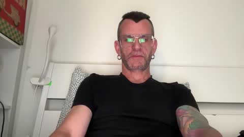 Snapshot of o_johnny_deep_o chatting on March 13, 2026, 2:23 pm Jonathan Deep online show from March 13, 2026, 2:23 pm