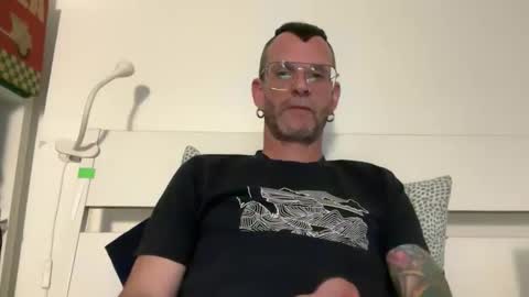 Jonathan Deep online show from May 17, 2026, 7:10 pm