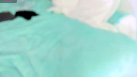 Lyam online show from December 15, 2024, 8:41 am