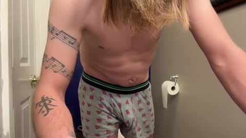 Snapshot of obedientblonde89 chatting on December 24, 2024, 12:44 am obedientblonde89 online show from December 24, 2024, 12:44 am