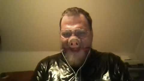 obesepervpiggy89 online show from May 7, 2026, 1:11 am
