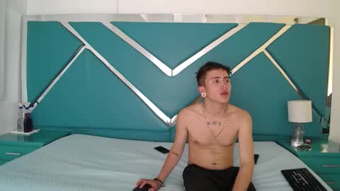 Snapshot of oblivionlove chatting on March 5, 2026, 3:19 pm oblivionlove online show from March 5, 2026, 3:19 pm