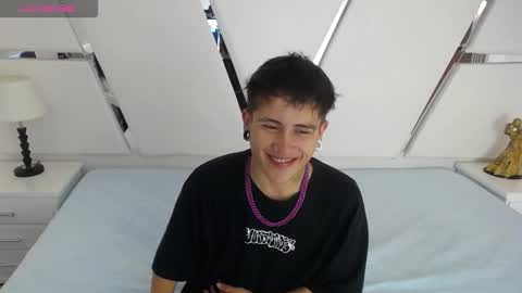 Snapshot of oblivionlove chatting on March 28, 2026, 4:39 pm oblivionlove online show from March 28, 2026, 4:39 pm