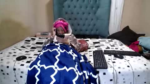 obsessedmimi online show from May 5, 2026, 5:43 pm