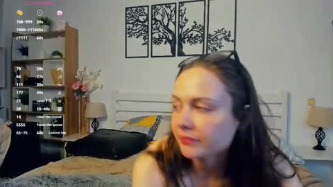 Elis online show from March 11, 2026, 8:59 pm