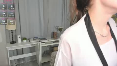 Elis online show from June 18, 2026, 1:59 pm