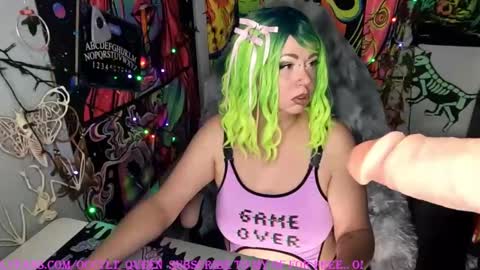 Snapshot of occvlt_qveen chatting on September 21, 2025, 10:44 pm occvlt qveen online show from September 21, 2025, 10:44 pm