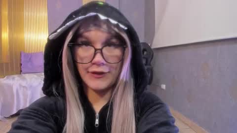 ocean_tay online show from January 7, 2026, 3:31 am