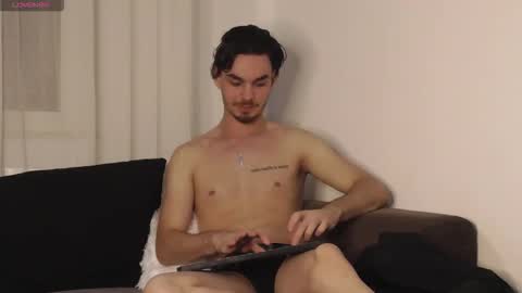 OceanHeart online show from November 10, 2025, 10:42 pm