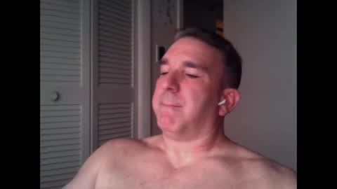 Snapshot of oceanmanx chatting on September 20, 2025, 4:46 am Ocean online show from September 20, 2025, 4:46 am