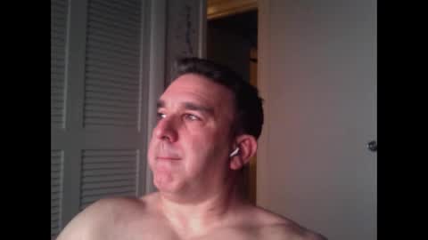 Snapshot of oceanmanx chatting on October 5, 2025, 3:27 am Ocean online show from October 5, 2025, 3:27 am