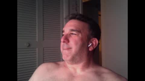 Snapshot of oceanmanx chatting on October 12, 2025, 3:16 am Ocean online show from October 12, 2025, 3:16 am