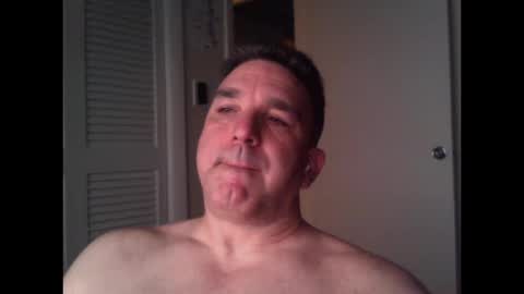 Snapshot of oceanmanx chatting on October 18, 2025, 3:42 am Ocean online show from October 18, 2025, 3:42 am